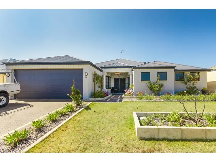 26 Naturaliste Drive, Pinjarra WA 6208