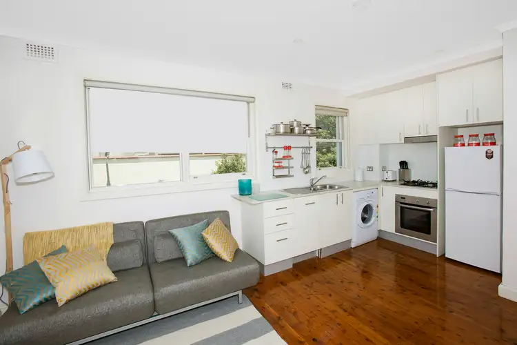 Fifth view of Homely apartment listing, 10/7 Francis Street, Bondi Beach NSW 2026