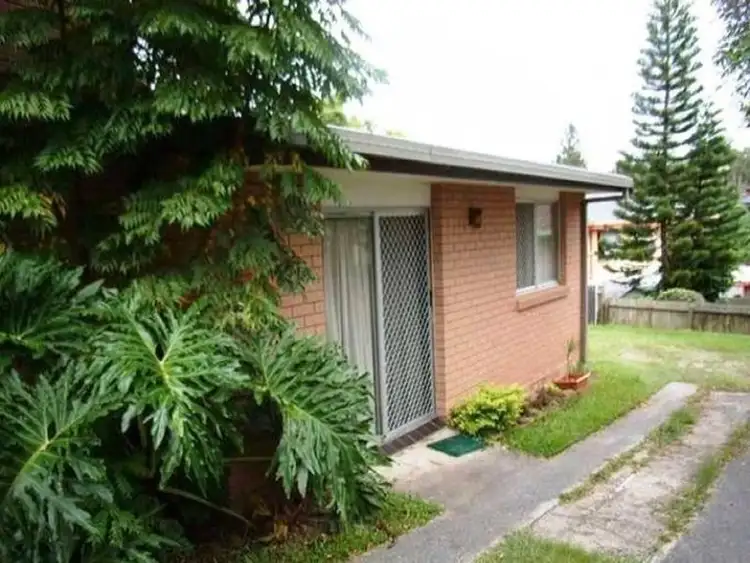 Third view of Homely semi-detached listing, 25 Caroline Avenue, Southport QLD 4215