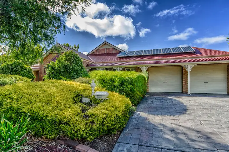 1 Sea Eagle Crescent, Seaford Rise SA 5169