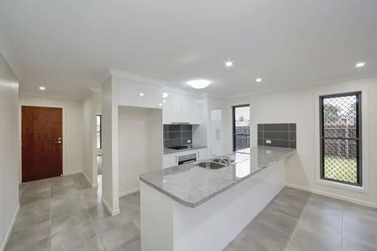 Third view of Homely unit listing, 1 / 1 Alison Drive, Kalkie QLD 4670