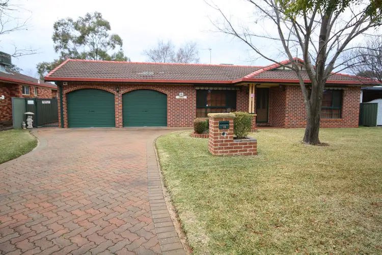 16 York Street, Dubbo NSW 2830