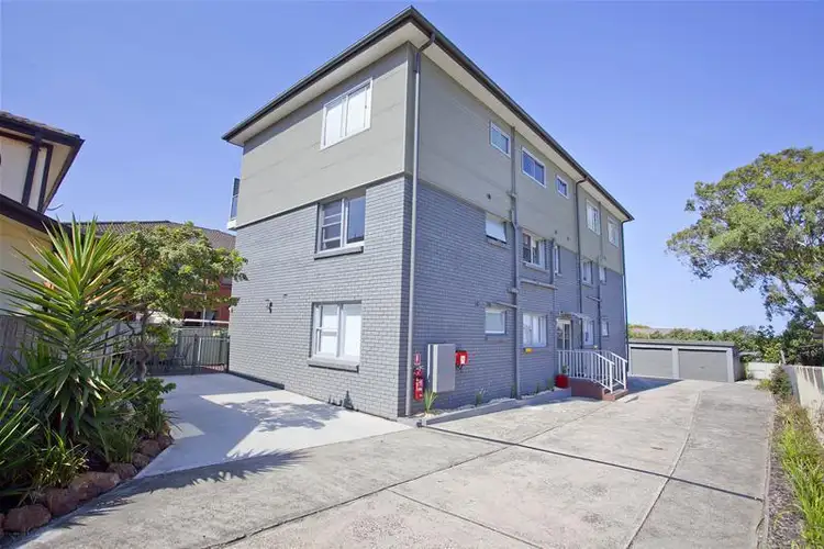 Sixth view of Homely unit listing, 2/15 Myrtle Street, Coniston NSW 2500