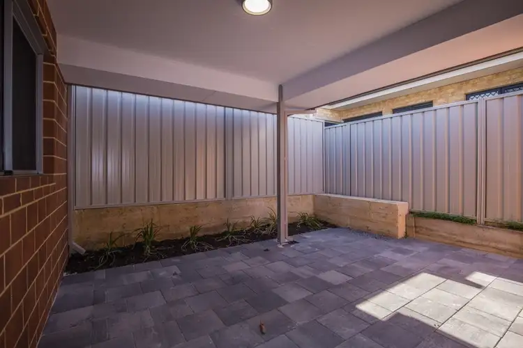 Fourth view of Homely house listing, 2/6 Bates rd, Innaloo WA 6018