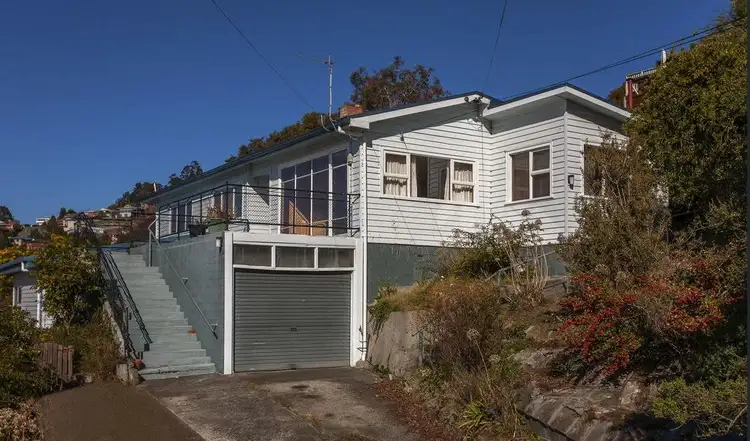 12 Rosehill Crescent
