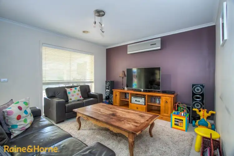Fifth view of Homely house listing, 8 O'Reilly Court, Sunbury VIC 3429