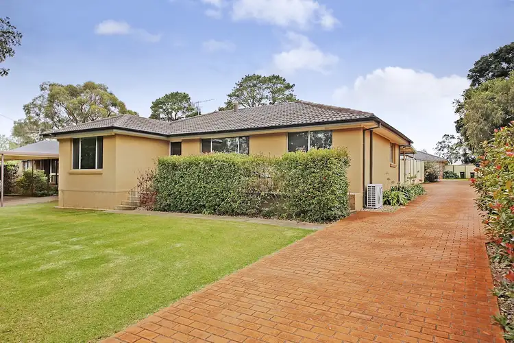 18 Carlton Road, Thirlmere NSW 2572