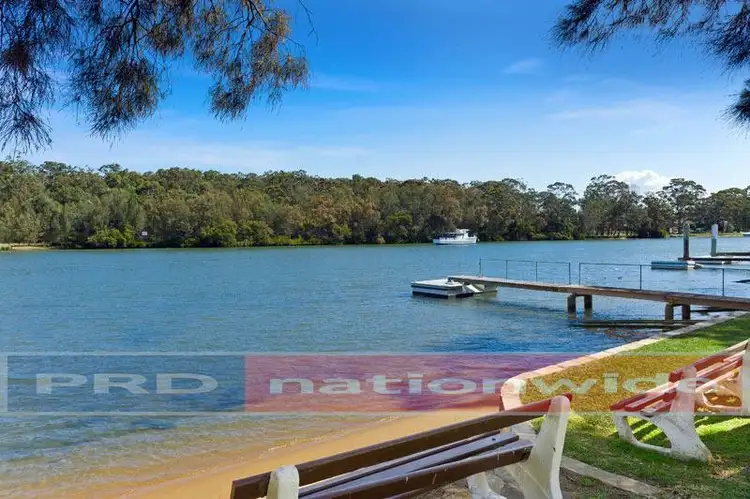 85 Burbank Avenue, Picnic Point NSW 2213