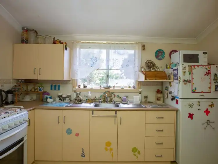 Sixth view of Homely house listing, 11 Benwell Place, Collie WA 6225