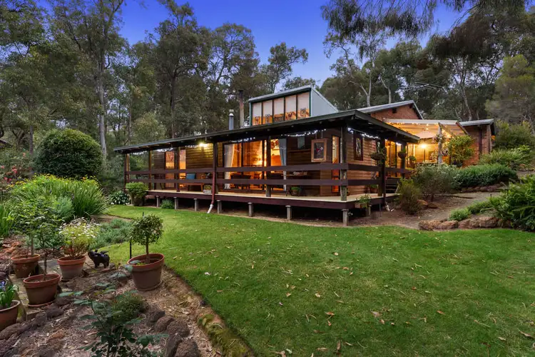 84 Hardey Road, Glen Forrest WA 6071