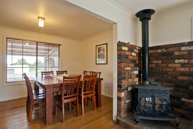 Sixth view of Homely house listing, 2 Campbell Court, Bacchus Marsh VIC 3340