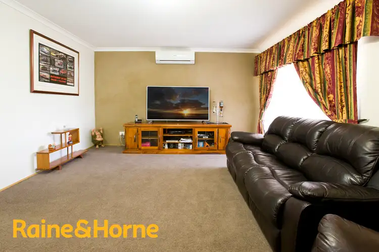Fifth view of Homely house listing, 2 Christchurch Place, College Grove WA 6230