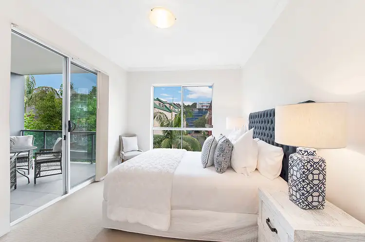 Fourth view of Homely apartment listing, 19/11-13 Oaks Avenue, Dee Why NSW 2099