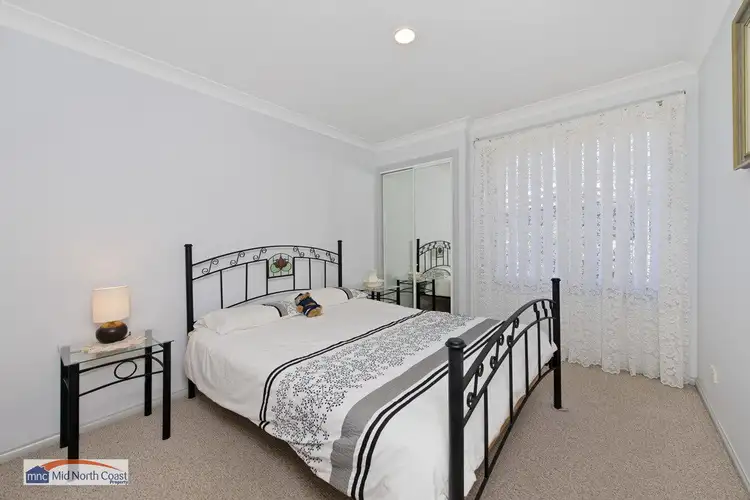 Sixth view of Homely villa listing, 2/6 Glen Close, North Haven NSW 2443