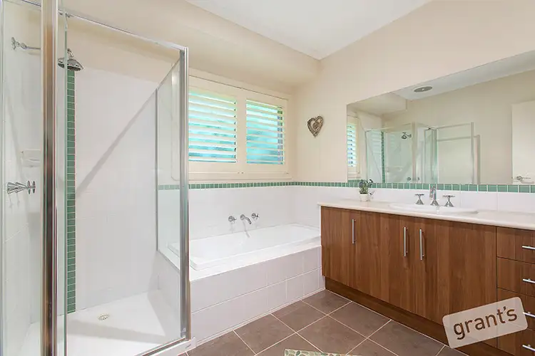 Sixth view of Homely house listing, 33 Ridgemont Drive, Berwick VIC 3806
