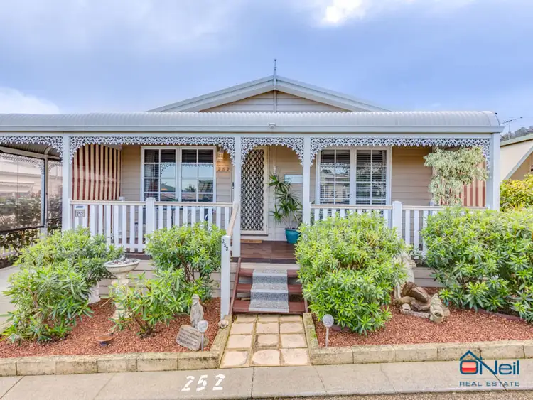 252/270 South Western Highway, Mount Richon WA 6112