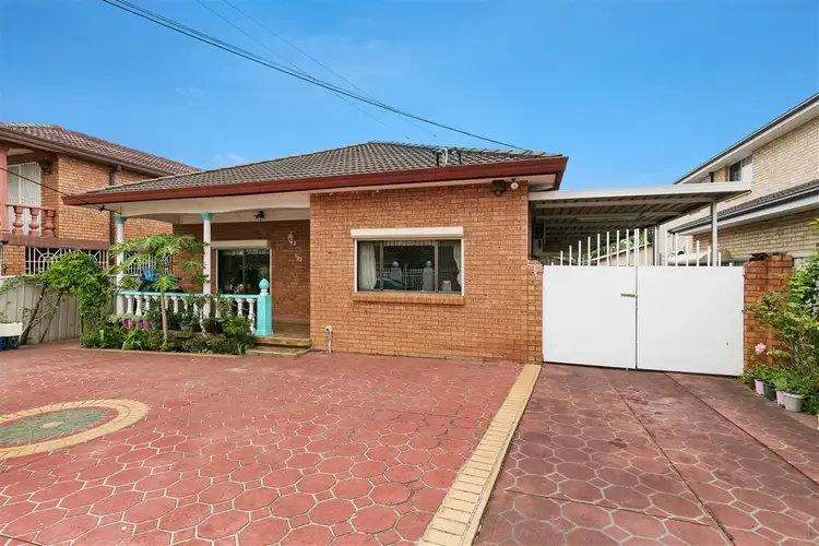 102 Water Street, Cabramatta West NSW 2166