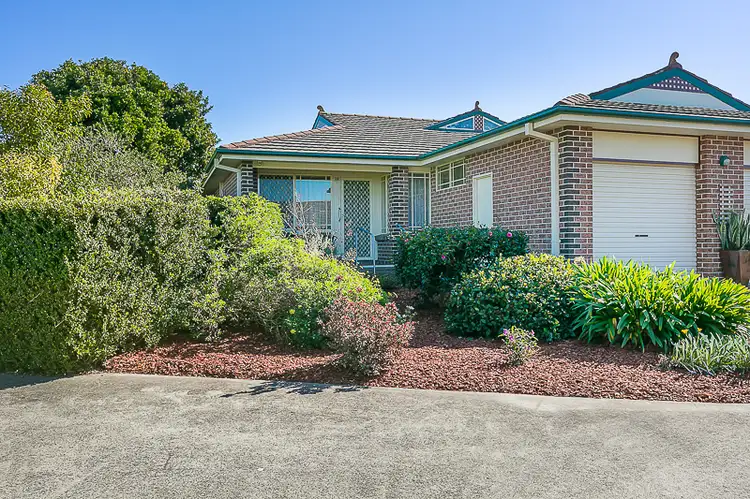 Main view of Homely villa listing, 18/4 Beryl Street, Gorokan NSW 2263