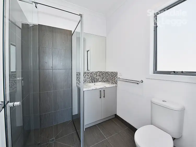 Fourth view of Homely house listing, 1/10 Peas Hill Court, Attwood VIC 3049