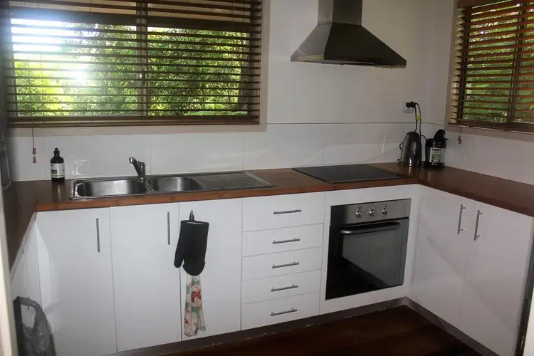 Seventh view of Homely house listing, 2 / 9 Cedar Crescent, Jubilee Pocket QLD 4802