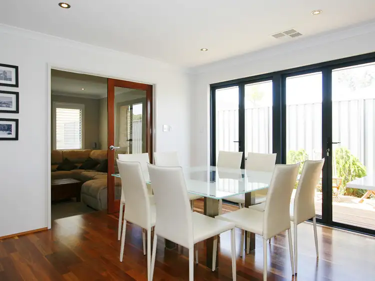 Sixth view of Homely house listing, 190 Runnymede Gate, Leda WA 6170