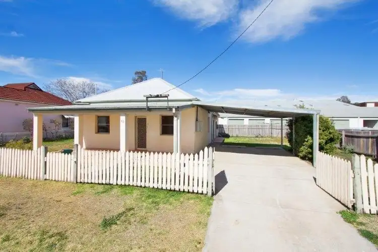 42 William Street, Tamworth NSW 2340