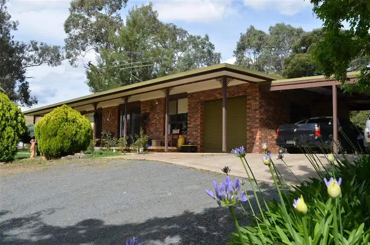 53 Cloverdale Road, Tumut NSW 2720