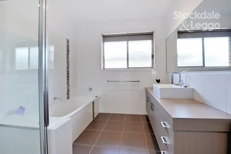 Fourth view of Homely house listing, 8 Jersey Crescent, Shepparton VIC 3630