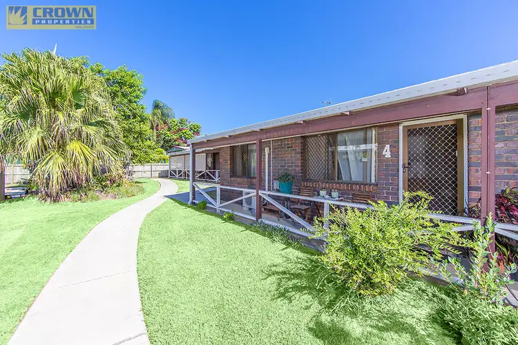 4/124 Oxley Ave, Woody Point QLD 4019