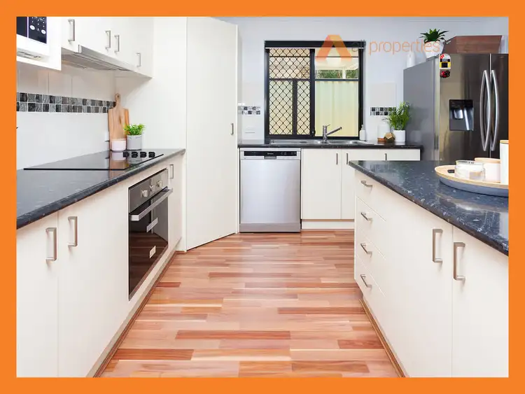 Fifth view of Homely house listing, 10 Airedale Court, Marsden QLD 4132