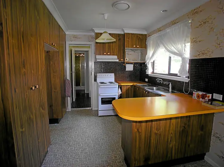 Sixth view of Homely house listing, 84 Matthews Avenue, Orange NSW 2800
