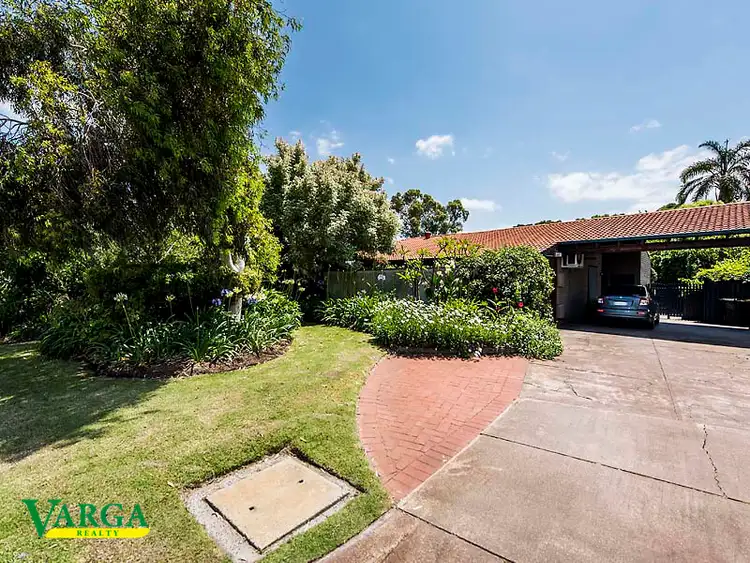 Sixth view of Homely house listing, 4 Fabian Close, Willetton WA 6155