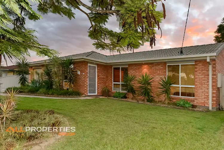 10 Macquarie Street, Boronia Heights QLD 4124