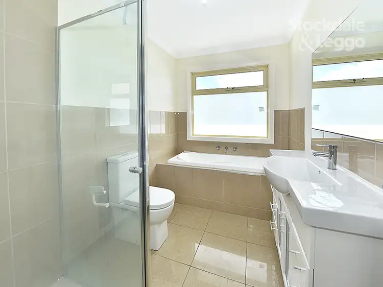 Fourth view of Homely house listing, 3 Knoll Walk, Epping VIC 3076