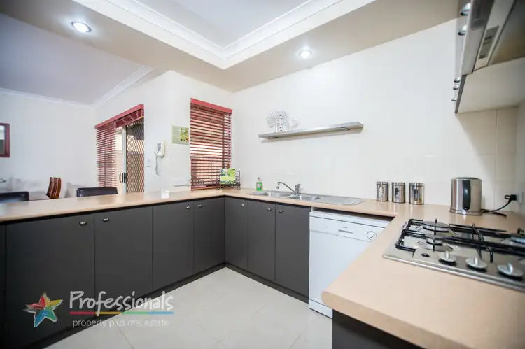 13 Elgin Road, Canning Vale WA 6155