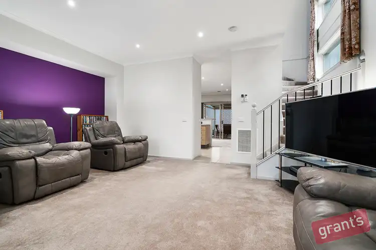 Fifth view of Homely townhouse listing, 17(47) Kirren Close, Cranbourne VIC 3977