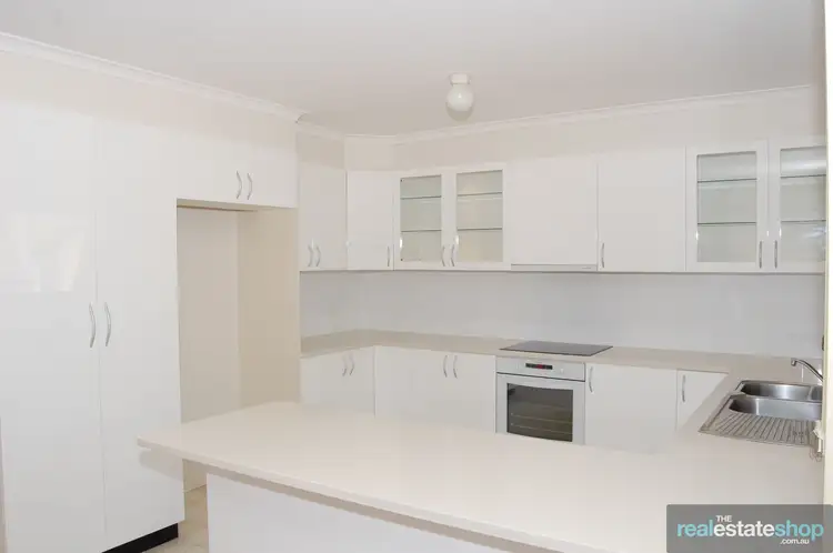 Sixth view of Homely townhouse listing, 6/4 Hodgson Place, Pearce ACT 2607