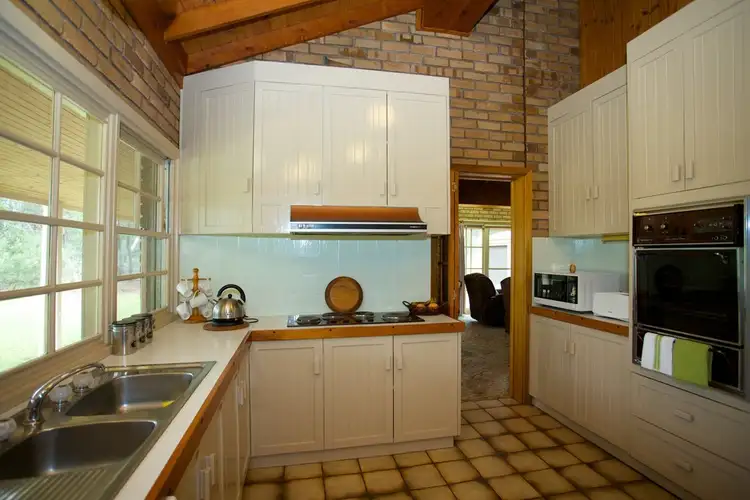 Fifth view of Homely house listing, 21 Grant Drive, Horsham VIC 3400