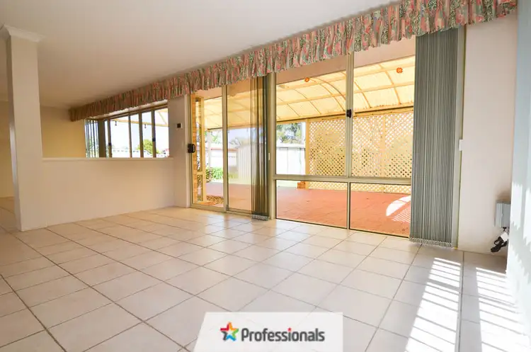Fifth view of Homely house listing, 86 Templetonia Prom, Halls Head WA 6210