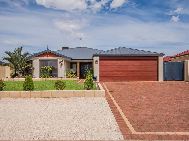 20 Hamlet Pass, Pinjarra WA 6208