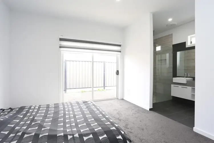 Sixth view of Homely house listing, 27 Loudon Circuit, Craigieburn VIC 3064