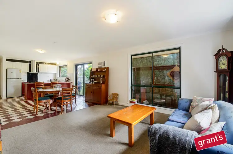 Second view of Homely house listing, 7 Gibb Court, Pakenham VIC 3810