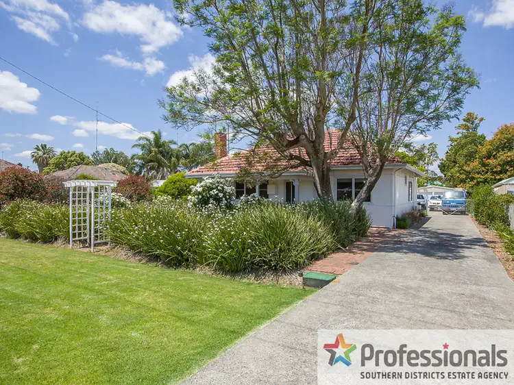1 Grieves Street, Harvey WA 6220