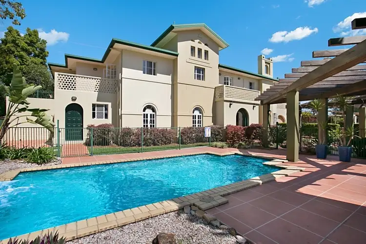 62 BONOGIN ROAD, Mudgeeraba QLD 4213