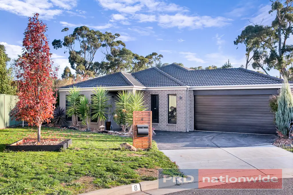Main view of Homely house listing, 8 Rattray Court, Canadian VIC 3350