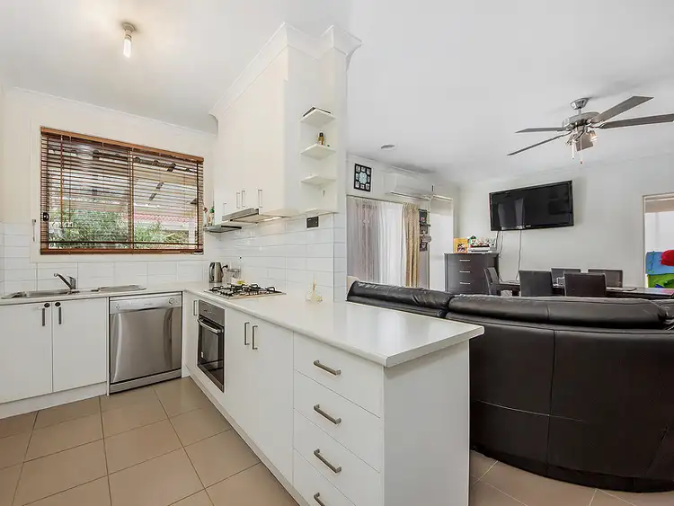 Second view of Homely unit listing, 2/31 Garfield Street, St Albans VIC 3021