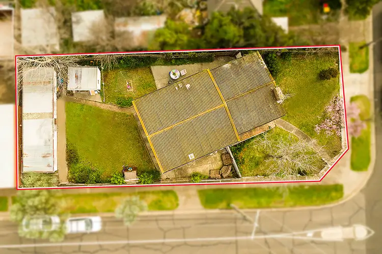 33 River Street, Maribyrnong VIC 3032
