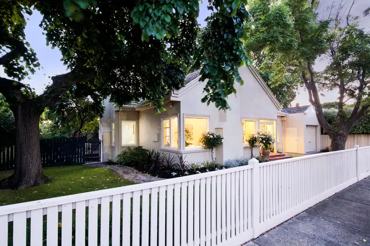 1A Devon Street, Lake Wendouree VIC 3350