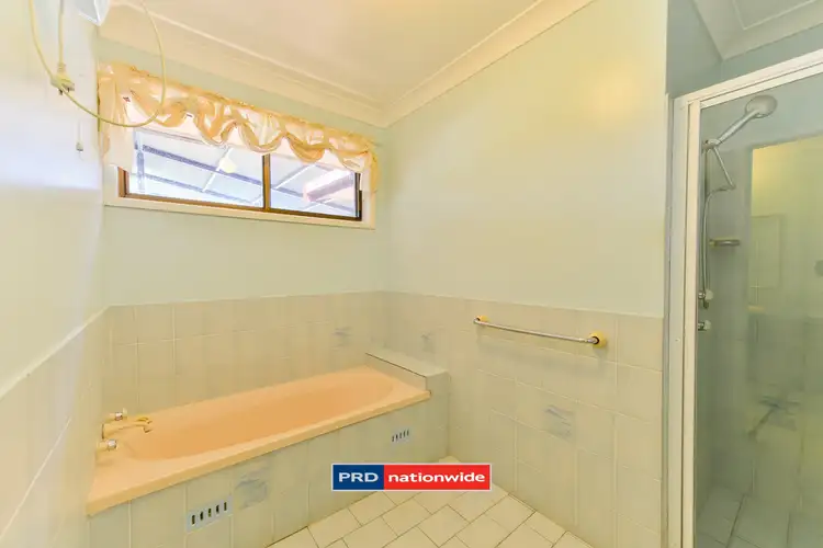 Seventh view of Homely house listing, 16 Windhover Crescent, Tamworth NSW 2340