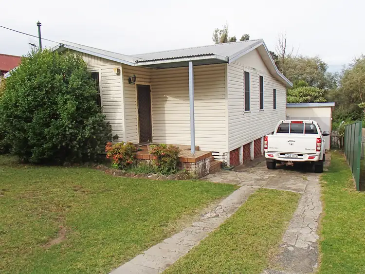 Main view of Homely house listing, 10 Elizabeth Avenue, Nowra NSW 2541
